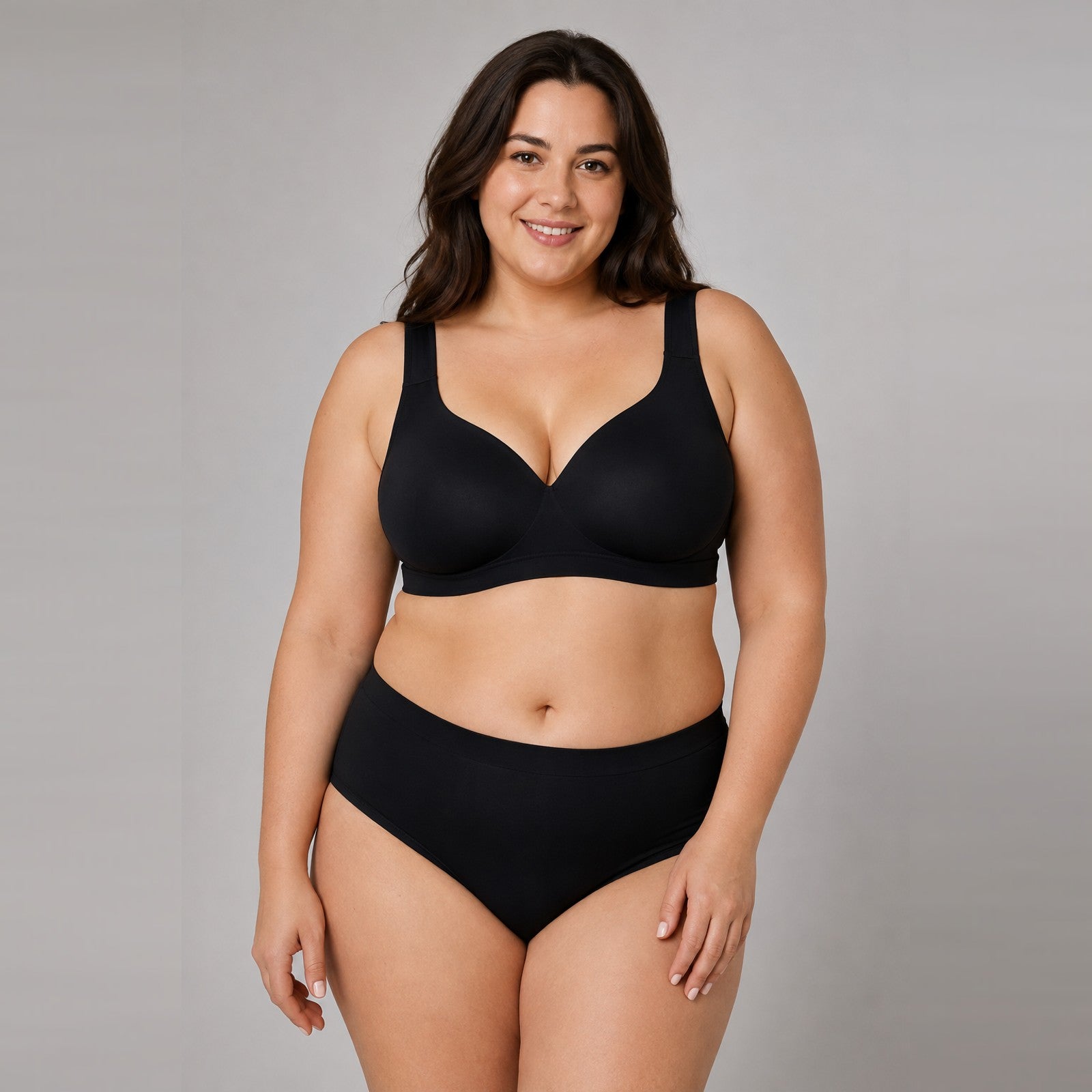 Cervly Secret Support Bra in Black - front